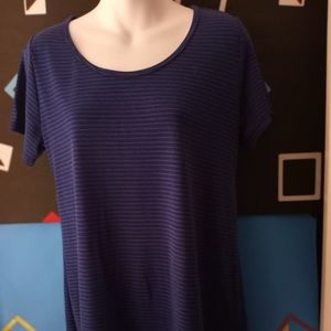 Lularoe top, size S